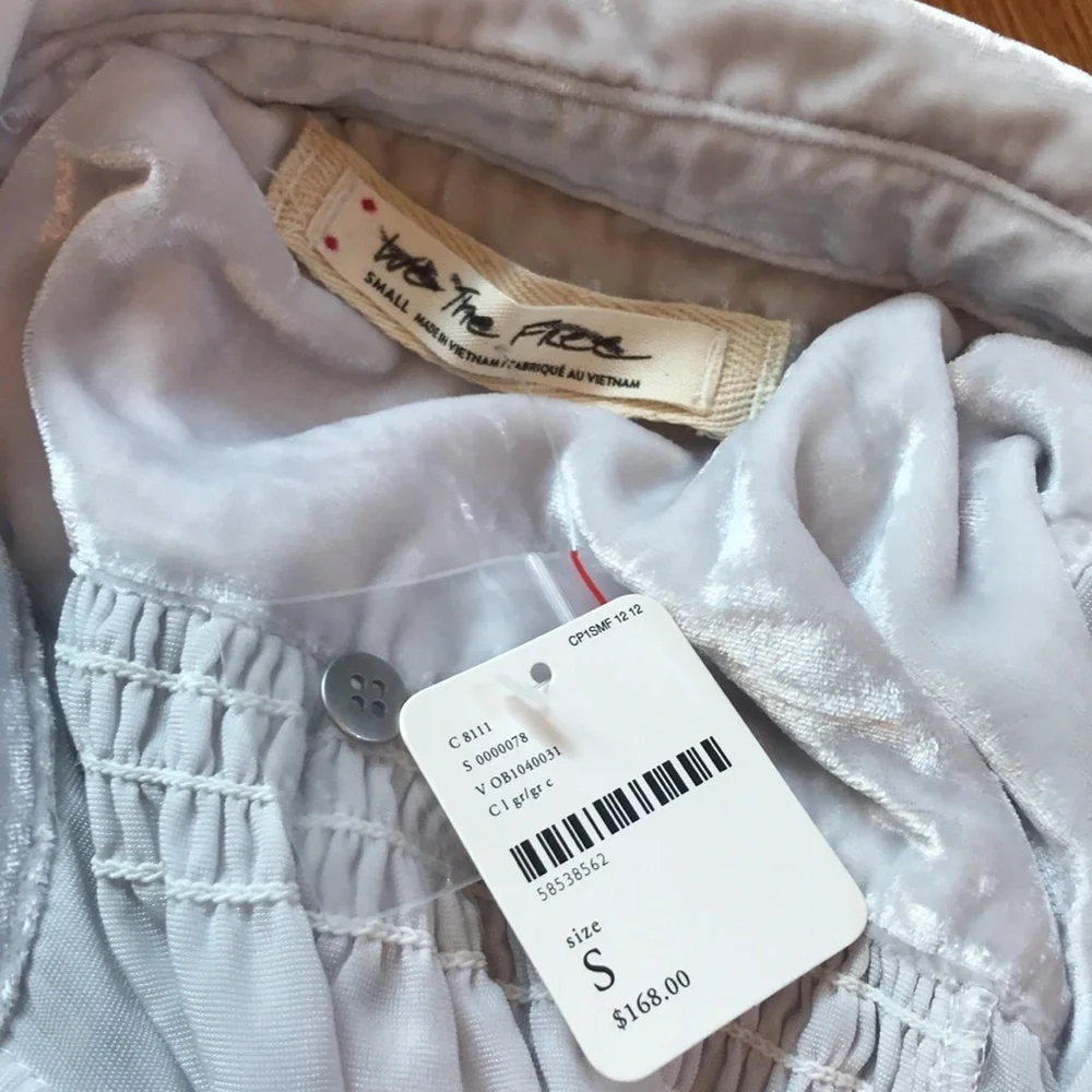Free People pit lying